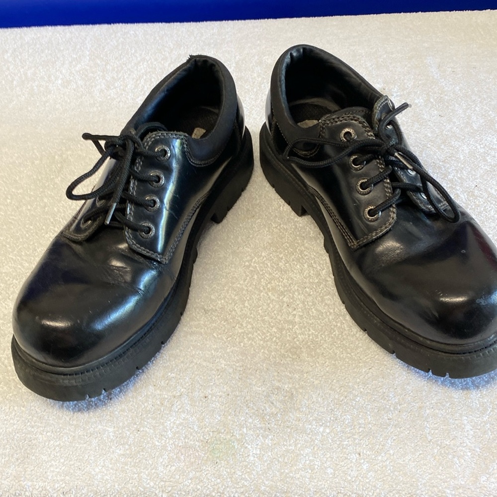 Skechers leather uppers size 12